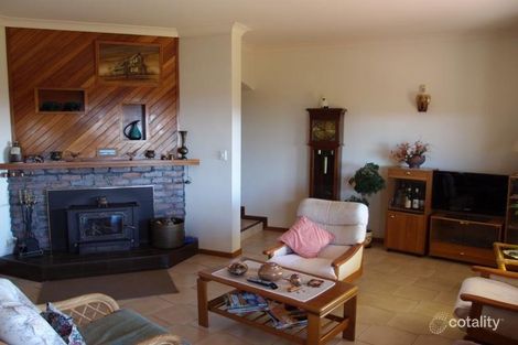 Property photo of 35 Flaxton Drive Mapleton QLD 4560