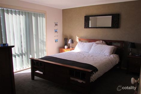 Property photo of 2/23 Guelph Street Somerville VIC 3912