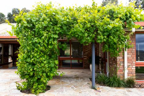 Property photo of 25 St Georges Road Whittlesea VIC 3757