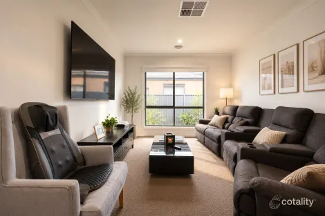 Property photo of 25 Wonnangatta Crescent Weir Views VIC 3338