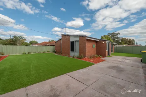 33 Townley St, Armadale, WA 6112