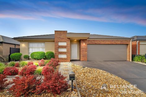 Property photo of 32 Pearce Circuit Point Cook VIC 3030