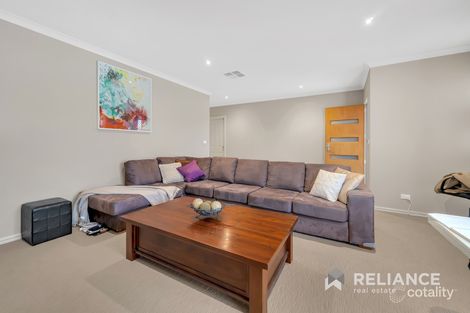 Property photo of 32 Pearce Circuit Point Cook VIC 3030