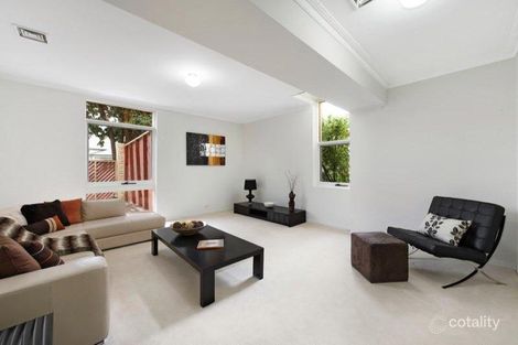 3/8 Derby Cres, Caulfield East, VIC 3145