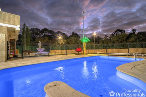 Property photo of 404 Lesmurdie Road Lesmurdie WA 6076