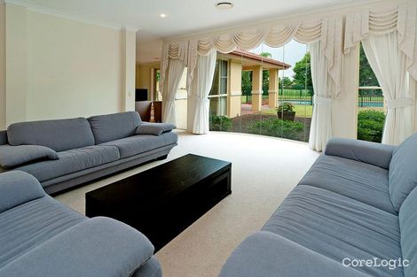 Property photo of 3154 Riverleigh Drive Hope Island QLD 4212