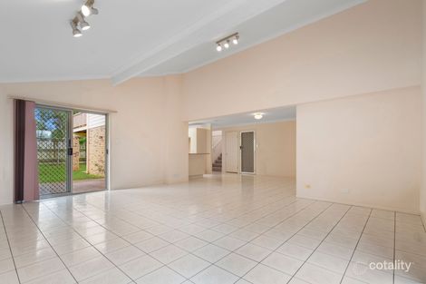 Property photo of 14 Waterford Crescent Ormiston QLD 4160