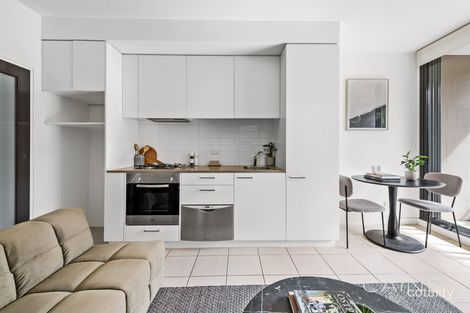 Property photo of 204/33 Cliveden Close East Melbourne VIC 3002