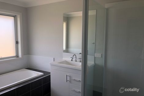 Property photo of 17 Tooze Circuit North Rothbury NSW 2335