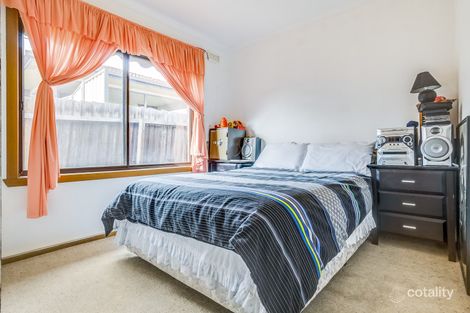 Property photo of 36 Underbank Boulevard Bacchus Marsh VIC 3340