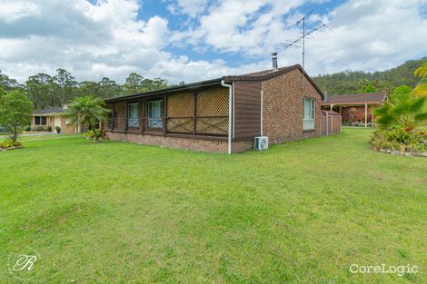 Property photo of 2 Flora Close Bulahdelah NSW 2423