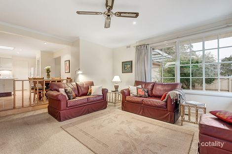 Property photo of 4 Karrin Close Yallambie VIC 3085