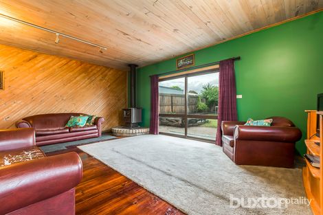 Property photo of 15 Rix Street Herne Hill VIC 3218