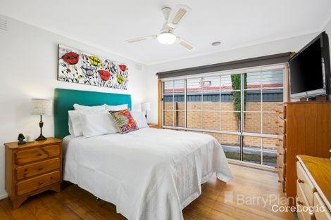 Property photo of 15 Ledbury Crescent Bundoora VIC 3083