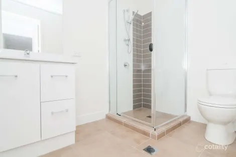 Property photo of 2/9 Baxter Crescent Caboolture QLD 4510