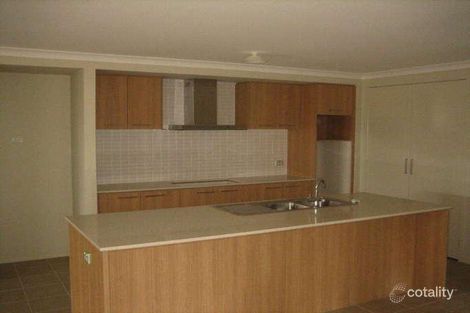 Property photo of 2 Alpha Mews Skye VIC 3977