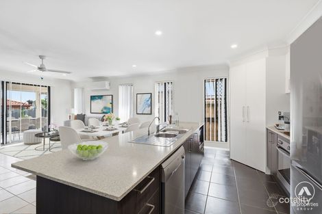 Property photo of 18 Park Close Hillcrest QLD 4118