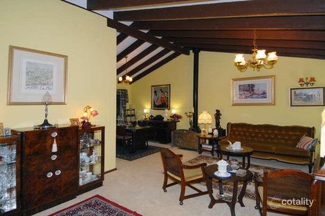 76 Glyde Rd, Lesmurdie, WA 6076