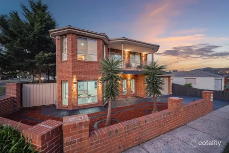 Property photo of 1 Lakeside Drive Roxburgh Park VIC 3064