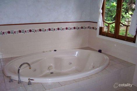 Property photo of 272 Robert Road Bentley Park QLD 4869