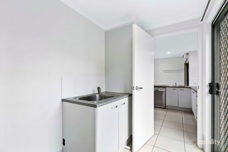 Property photo of 4/115 Torquay Road Scarness QLD 4655