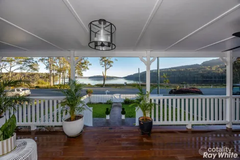 Property photo of 3 The Lakes Way Tarbuck Bay NSW 2428