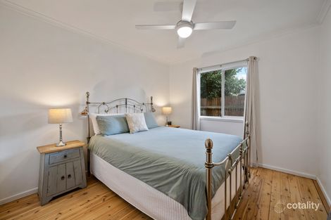 Property photo of 10 Geoffrey Road Chittaway Point NSW 2261