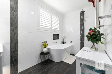 Property photo of 4 Carawa Close Buff Point NSW 2262