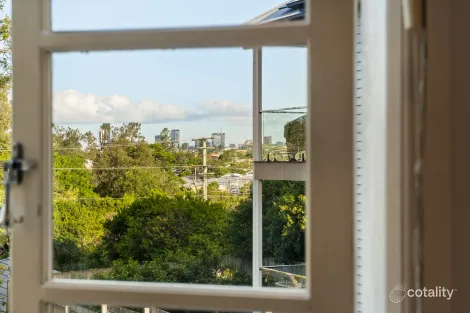 Property photo of 40 Dovedale Crescent Ashgrove QLD 4060