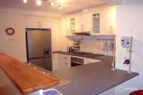 Property photo of 4 Nissen Court Seaholme VIC 3018