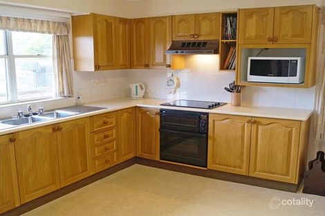 Property photo of 2 Green Slopes Drive Raymond Terrace NSW 2324