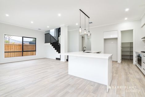 Property photo of 17 Crawford Crescent Wollert VIC 3750