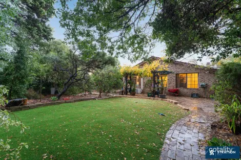 75 Snowball Rd, Kalamunda, WA 6076