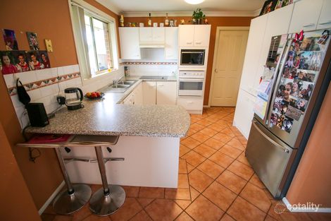 Property photo of 12 Woodside Avenue Hunterview NSW 2330