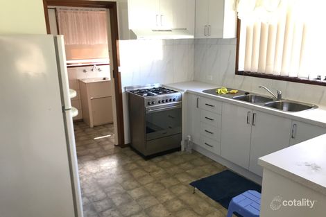 Property photo of 12 Mulhall Drive St Albans VIC 3021