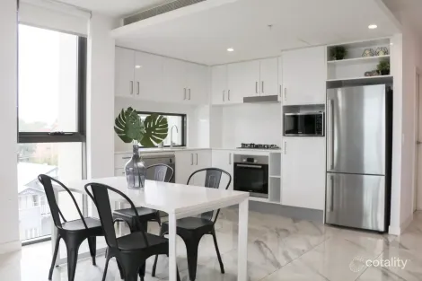 304/70-74 Carl St, Woolloongabba, QLD 4102