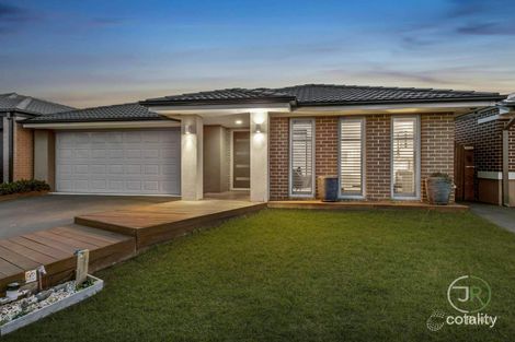 Property photo of 18 St Clair Avenue Cranbourne West VIC 3977