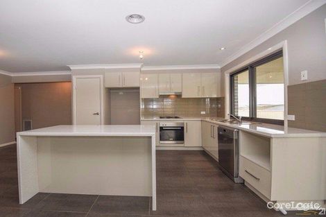 Property photo of 58 Ashworth Drive Kelso NSW 2795