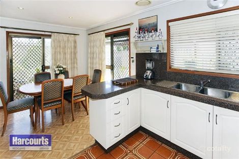 Property photo of 1 Collett Court Kippa-Ring QLD 4021