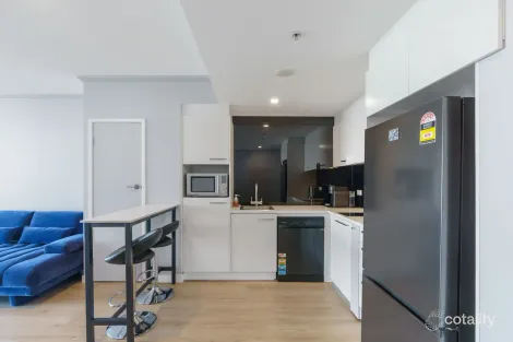 Property photo of 192/25-29 Surf Parade Broadbeach QLD 4218