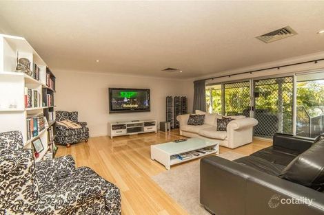 Property photo of 46 Merrimac Boulevard Broadbeach Waters QLD 4218