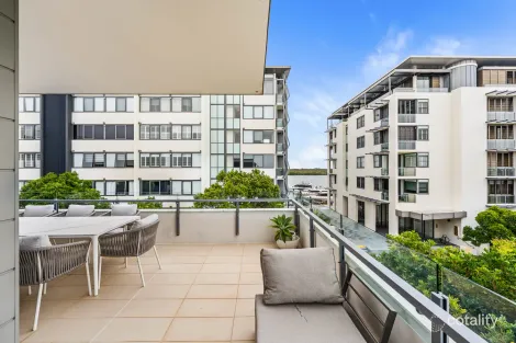 Property photo of 22 River Vista Way Paradise Point QLD 4216