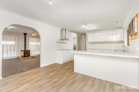 Property photo of 51 Pinaroo Drive Glenfield Park NSW 2650