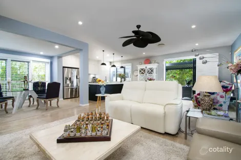 Property photo of 2668 The Address Hope Island QLD 4212