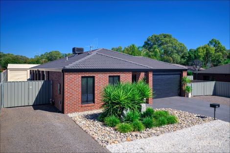 7 Emerald Ave, White Hills, VIC 3550