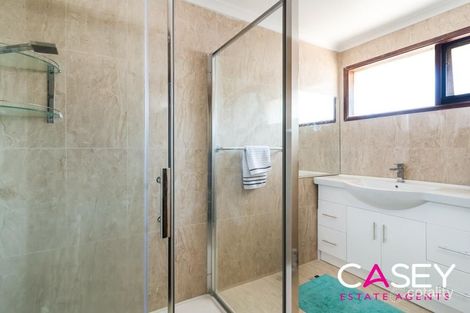 Property photo of 4 Heywood Crescent Cranbourne North VIC 3977