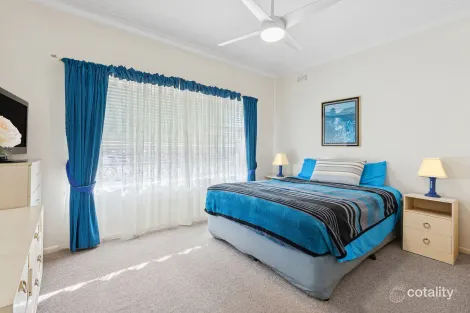 Property photo of 3 Third Avenue Macquarie Fields NSW 2564