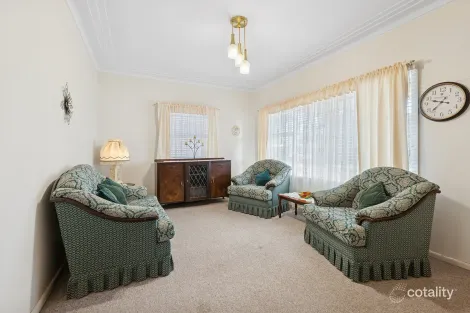 Property photo of 3 Third Avenue Macquarie Fields NSW 2564