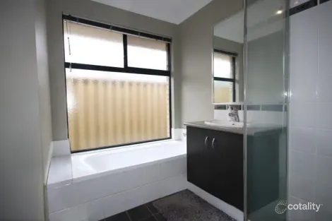 Property photo of 14 Carbine Loop Millbridge WA 6232