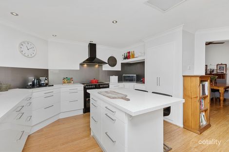Property photo of 10 Gleneagles Close Connolly WA 6027